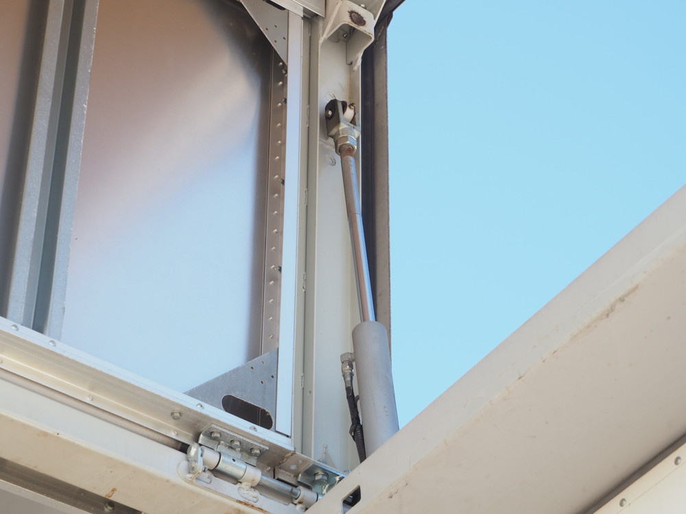 三菱ふそう スーパーグレート ウイング車 大型 LKG-FS54VZ 年式 H24[写真20]