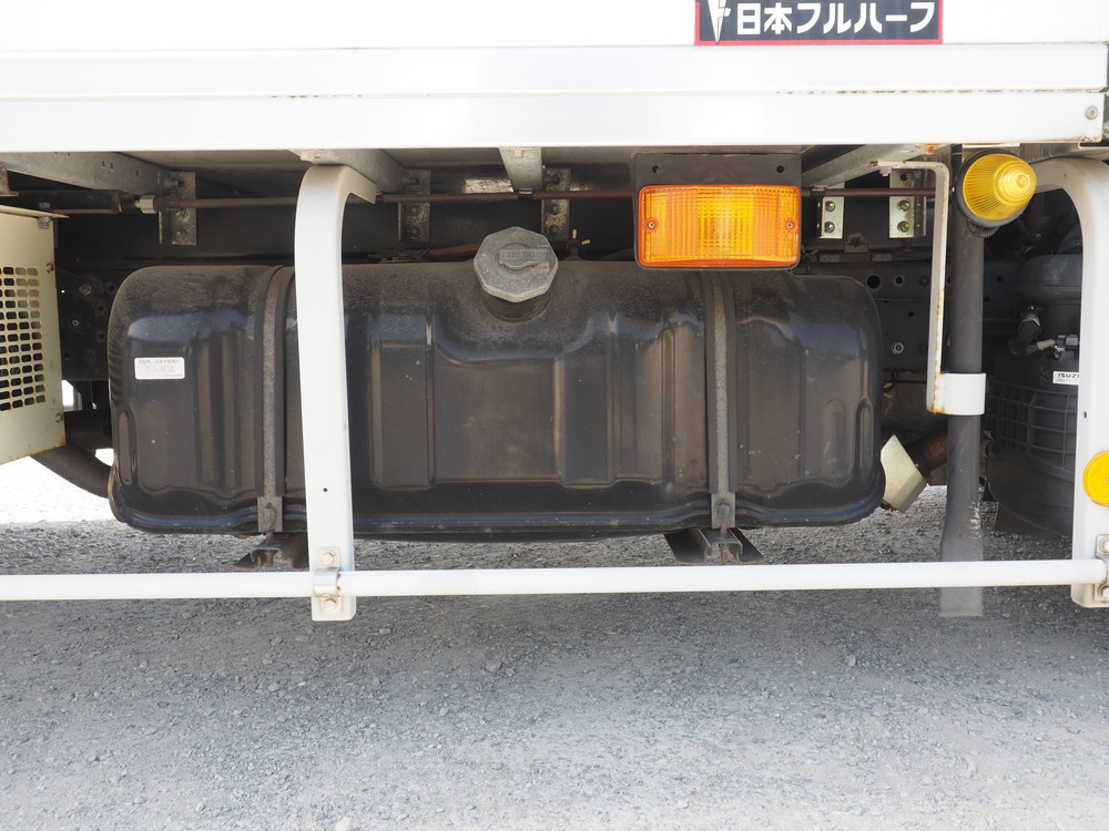 いすゞ エルフ 冷凍バン 小型 TKG-NMR85AN 年式 H26[写真11]