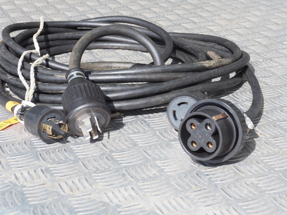 いすゞ エルフ 冷凍バン 小型 TKG-NMR85AN 年式 H26[写真34]