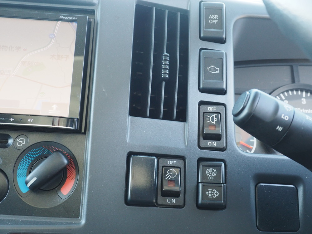 いすゞ エルフ 冷凍バン 小型 TKG-NMR85AN 年式 H26[写真44]