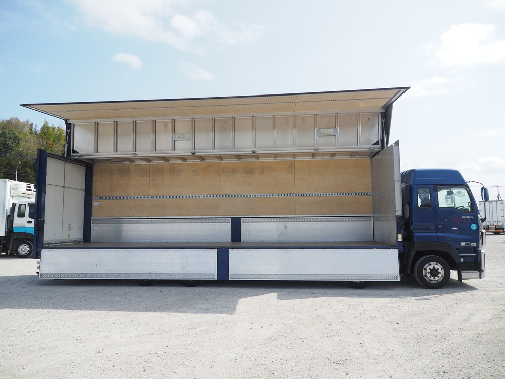 いすゞ ギガ ウイング車 大型 QKG-CYJ77A 年式 H27[写真13]