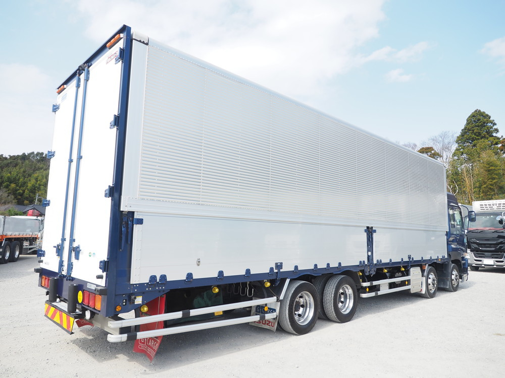 いすゞ ギガ ウイング車 大型 QKG-CYJ77A 年式 H27[写真06]