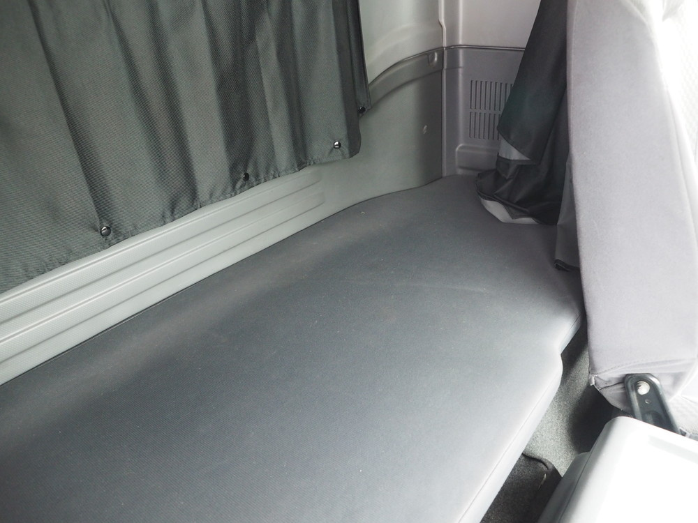 いすゞ フォワード 冷凍バン 中型 TKG-FRR90T2 年式 H25[写真44]