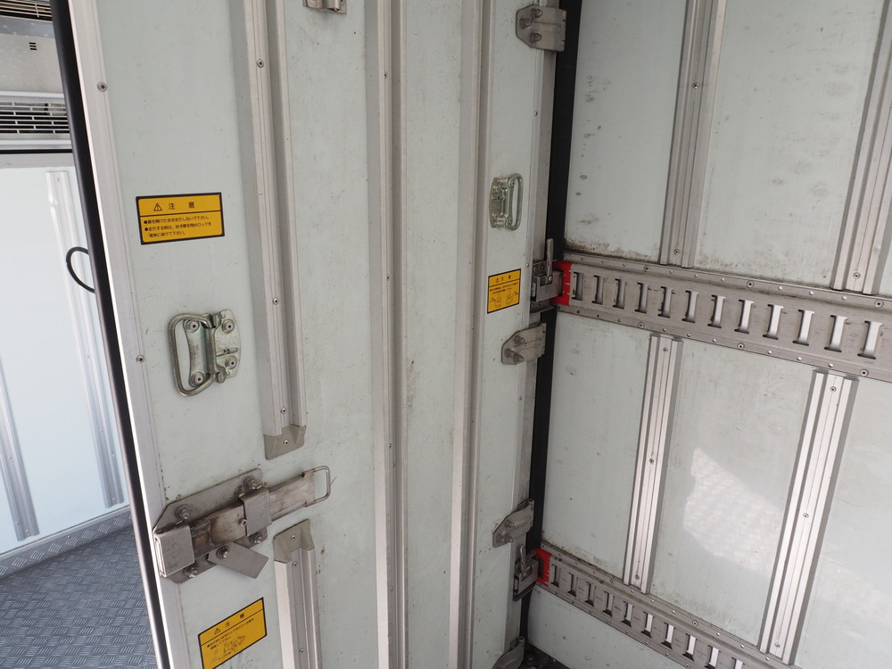 いすゞ エルフ 冷凍バン 小型 TKG-NPR85AN 年式 H25[写真37]