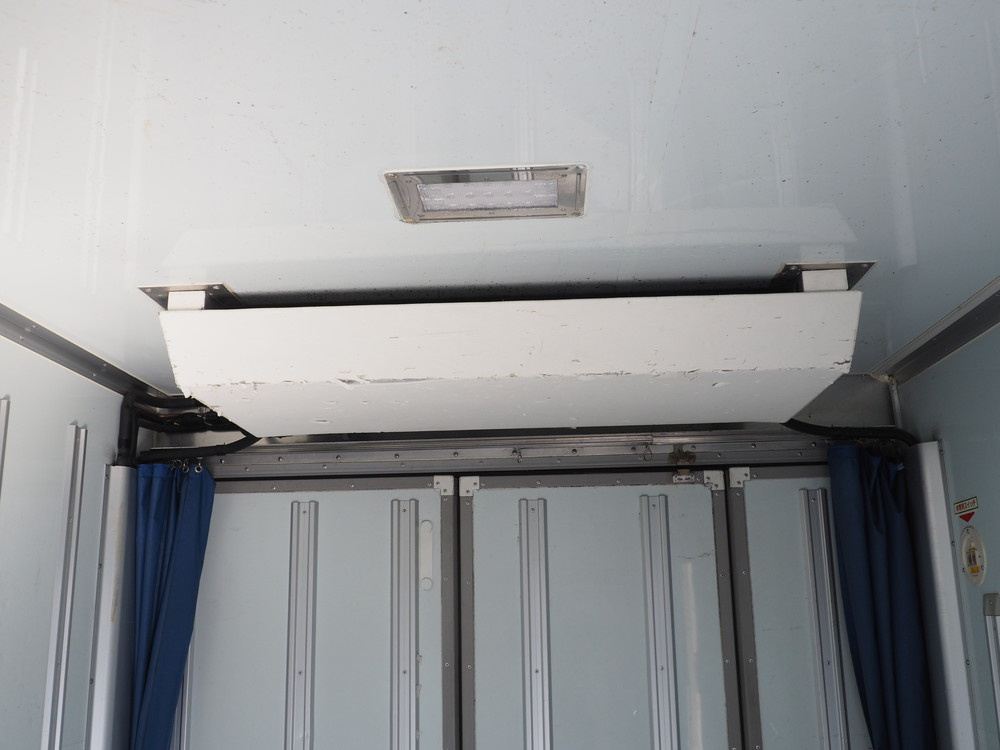 いすゞ エルフ 冷凍バン 小型 TKG-NPR85AN 年式 H25[写真42]