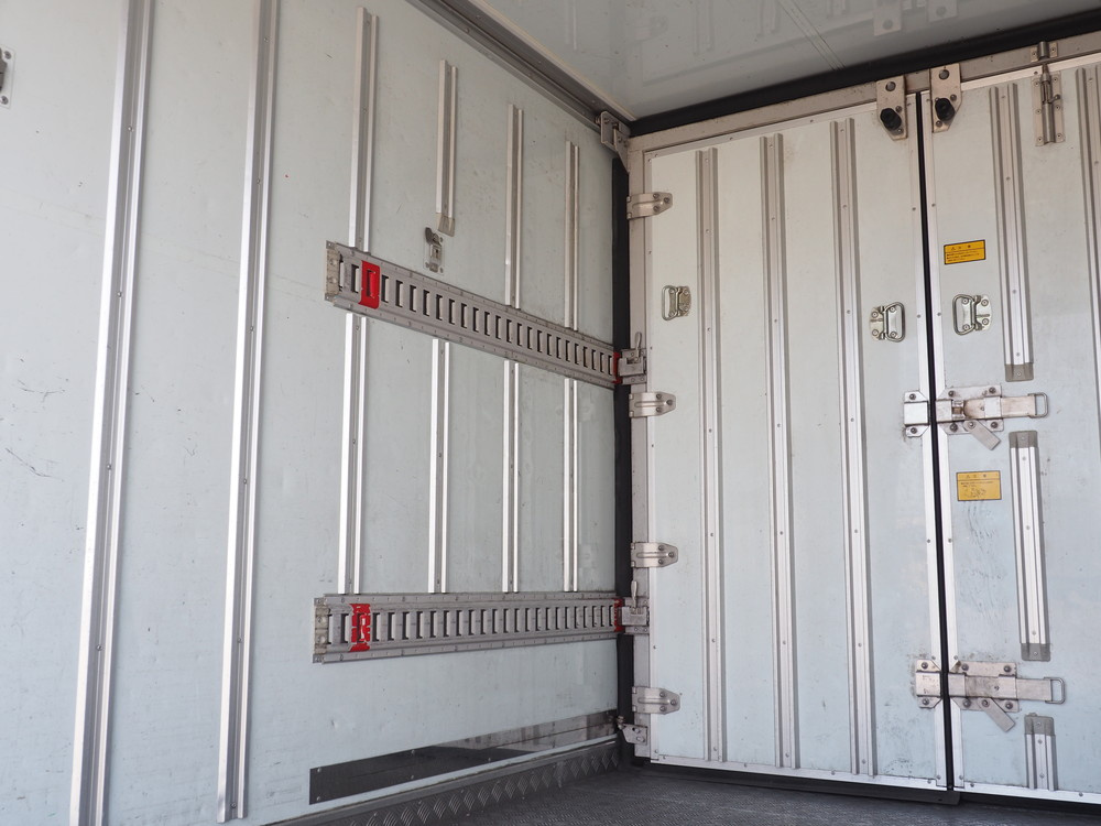 いすゞ エルフ 冷凍バン 小型 TKG-NPR85AN 年式 H25[写真43]