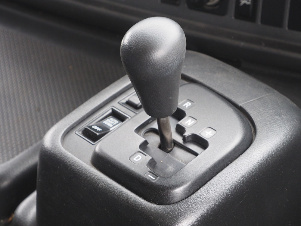 日野 グランドプロフィア ウイング車 大型 LKG-FW1EXBG 年式 H23[写真28]