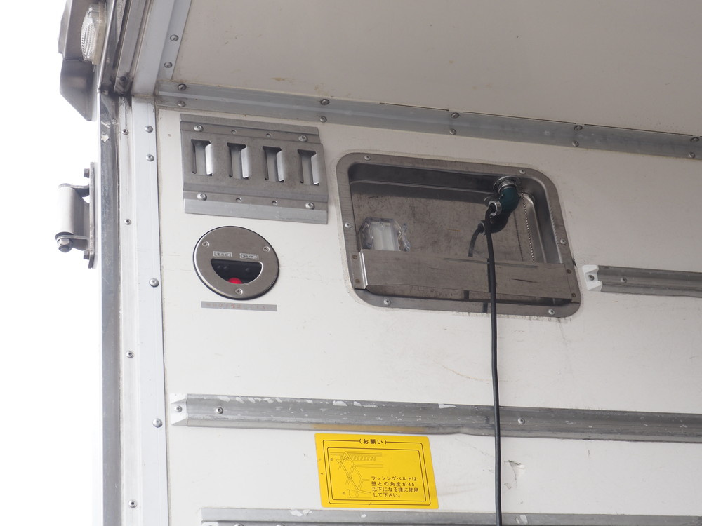 いすゞ エルフ 冷凍バン 小型 TPG-NPR85AN 年式 H27[写真24]