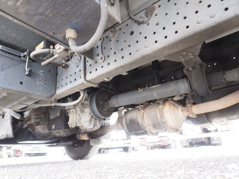 いすゞ エルフ 冷凍バン 小型 TPG-NPR85AN 年式 H27[写真40]