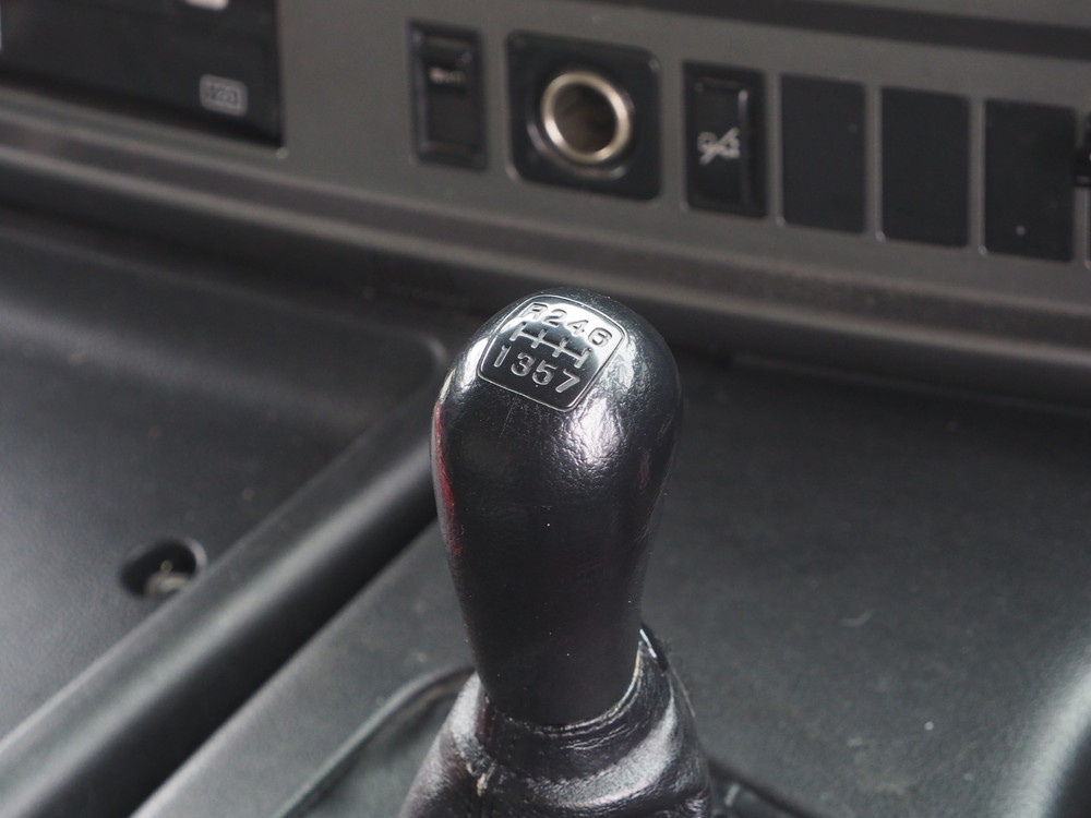 日野 グランドプロフィア ウイング車 大型 QKG-FW1EXBG 年式 H26[写真37]