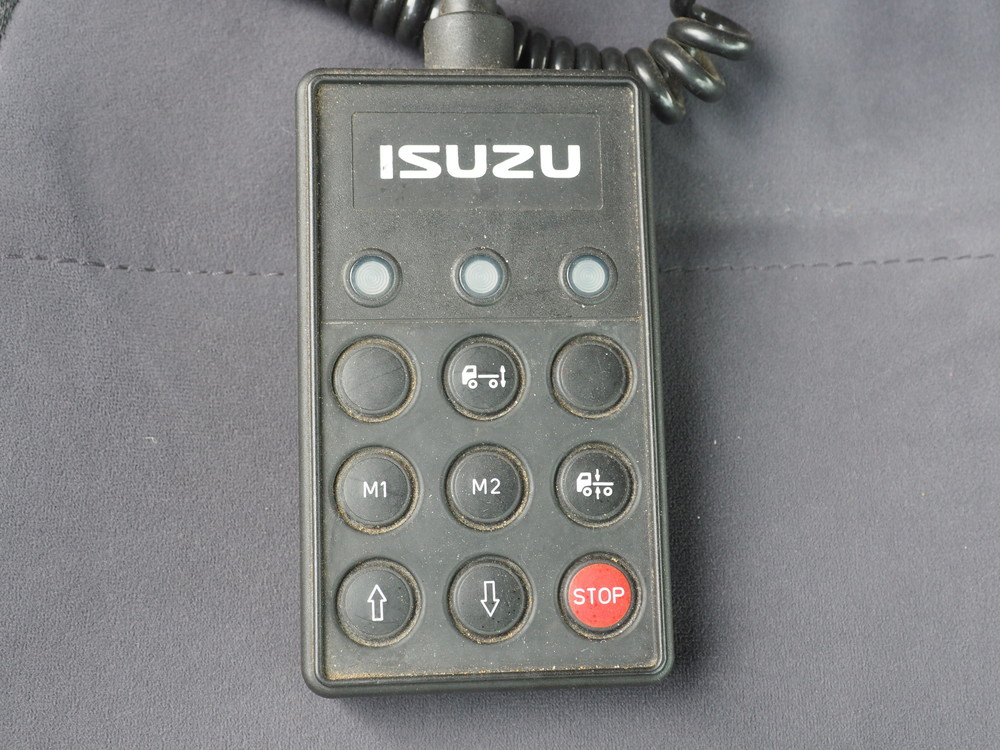 いすゞ フォワード ウイング車 中型 TKG-FRR90T2 年式 H27[写真43]