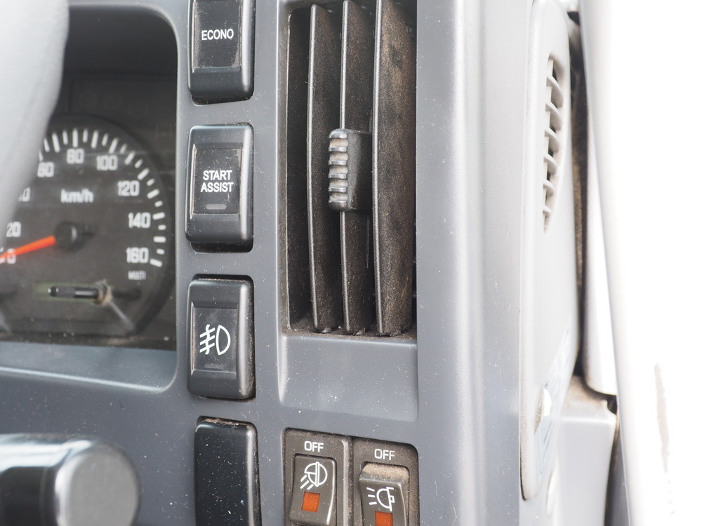 いすゞ フォワード ウイング車 中型 TKG-FRR90T2 年式 H27[写真41]