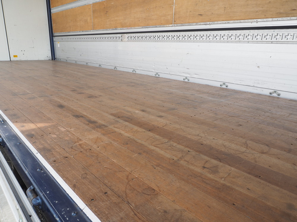 いすゞ フォワード ウイング車 中型 TKG-FRR90T2 年式 H27[写真23]