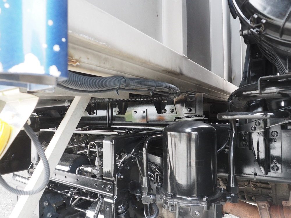 いすゞ フォワード ウイング車 中型 TKG-FRR90T2 年式 H27[写真49]