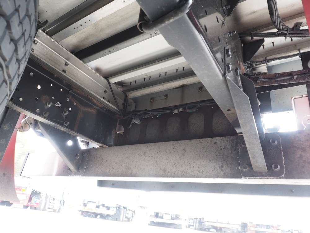 いすゞ フォワード ウイング車 中型 TKG-FRR90T2 年式 H27[写真56]