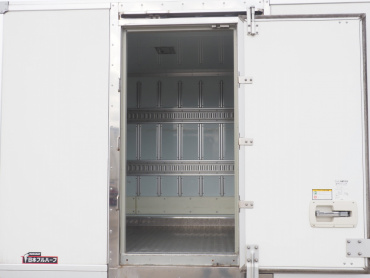 三菱ふそう キャンター 冷凍バン 小型 TKG-FEB50 年式 H26 [写真14]