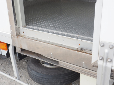 三菱ふそう キャンター 冷凍バン 小型 TKG-FEB50 年式 H26 [写真15]