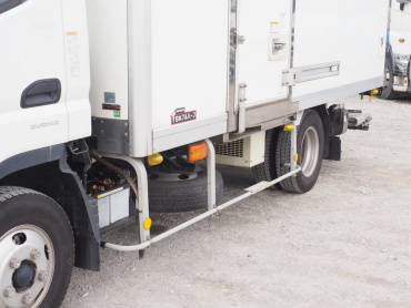 三菱ふそう キャンター 冷凍バン 小型 TKG-FEB50 年式 H26 [写真12]