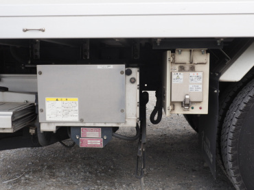 三菱ふそう キャンター 冷凍バン 小型 TKG-FEB50 年式 H26 [写真43]