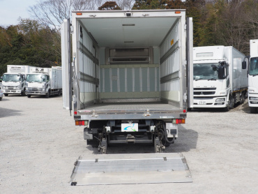 三菱ふそう キャンター 冷凍バン 小型 TKG-FEB50 年式 H26 [写真17]