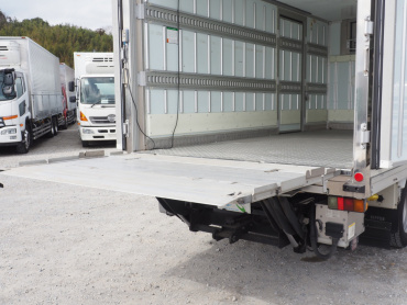 三菱ふそう キャンター 冷凍バン 小型 TKG-FEB50 年式 H26 [写真30]