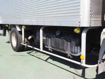 いすゞ エルフ バン車 小型 BKG-NMR85AN 年式 H21 [写真10]