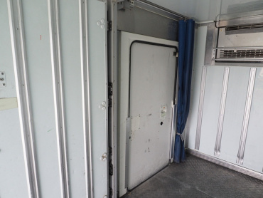 いすゞ エルフ 冷凍バン 小型 TKG-NPR85AN 年式 H25 [写真31]