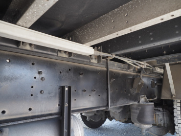 いすゞ ギガ ウイング車 大型 QKG-CYJ77A 年式 H27 [写真47]