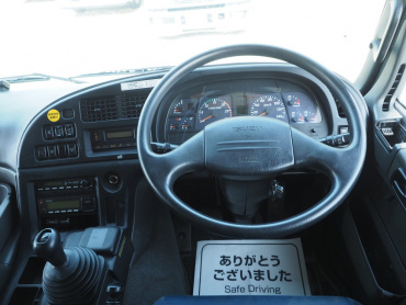 いすゞ ギガ ウイング車 大型 QKG-CYJ77A 年式 H27 [写真33]