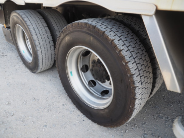 いすゞ ギガ ウイング車 大型 QKG-CYJ77A 年式 H27 [写真54]