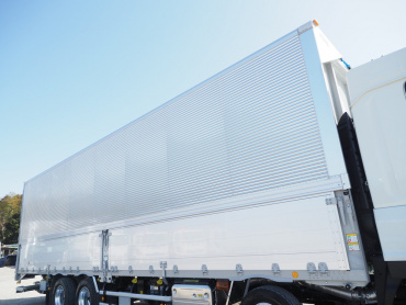 いすゞ ギガ ウイング車 大型 2PG-CYJ77C 年式 R2 [写真11]