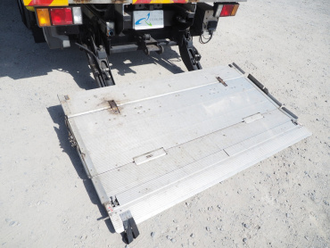 いすゞ エルフ 冷凍バン 小型 SKG-NPR85AN 年式 H23 [写真25]