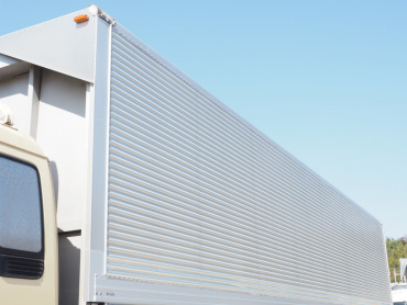 いすゞ ギガ ウイング車 大型 PDG-CYJ77W8A 年式 H21 [写真15]