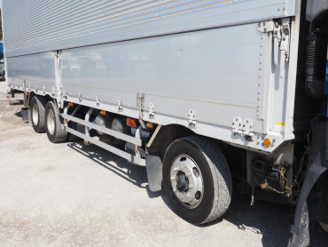 いすゞ ギガ ウイング車 大型 PDG-CYJ77W8A 年式 H21 [写真11]