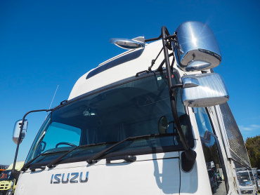 いすゞ ギガ ウイング車 大型 QKG-CYJ77A 年式 H27 [写真09]