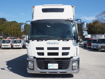 いすゞ ギガ ウイング車 大型 QKG-CYJ77A 年式 H27 [写真03]