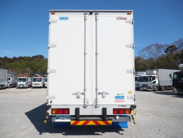 いすゞ ギガ ウイング車 大型 QKG-CYJ77A 年式 H27 [写真06]