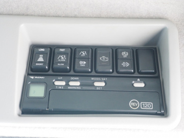 いすゞ ギガ ウイング車 大型 QKG-CYJ77A 年式 H27 [写真37]