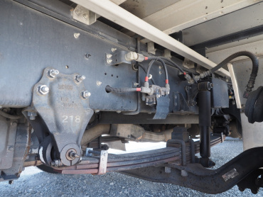 いすゞ ギガ ウイング車 大型 QKG-CYJ77A 年式 H27 [写真51]