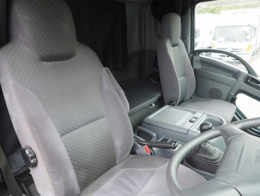 いすゞ フォワード 冷凍バン 中型 TKG-FRR90T2 年式 H25 [写真34]