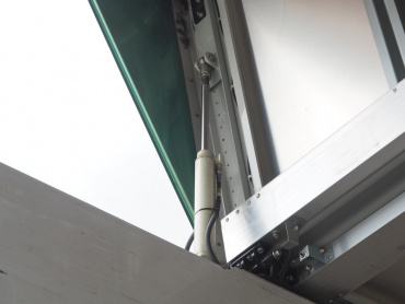 日野 グランドプロフィア ウイング車 大型 QPG-FW1EXEG 年式 H27 [写真19]