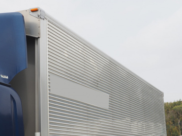 いすゞ フォワード ウイング車 中型 TKG-FRR90T2 年式 H27 [写真15]