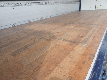 いすゞ フォワード ウイング車 中型 TKG-FRR90T2 年式 H27 [写真24]