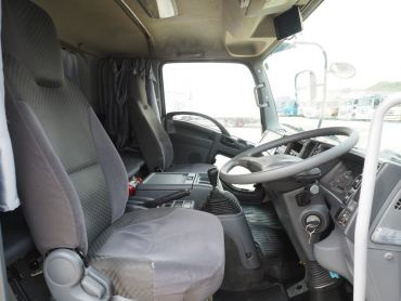 いすゞ フォワード ウイング車 中型 TKG-FRR90T2 年式 H27 [写真37]