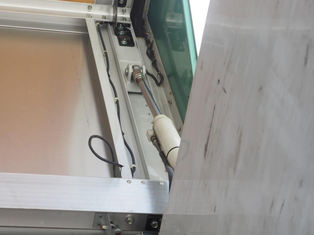 日野 グランドプロフィア ウイング車 大型 QPG-FR1EXEG 年式 H27[写真15]