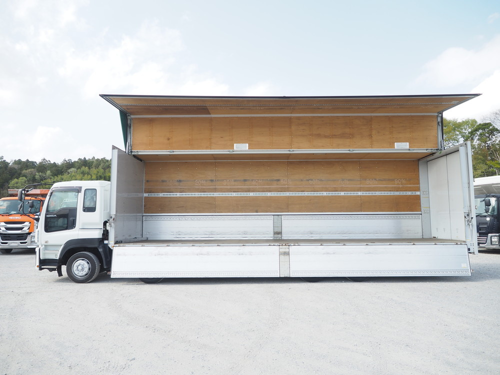 いすゞ ギガ ウイング車 大型 QKG-CYJ77A 年式 H27[写真16]