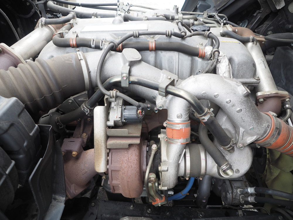 いすゞ ギガ ウイング車 大型 QKG-CYJ77A 年式 H27[写真51]