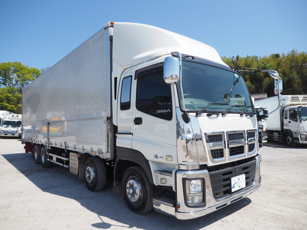 いすゞ ギガ ウイング車 大型 QKG-CYJ77A 年式 H27[写真04]