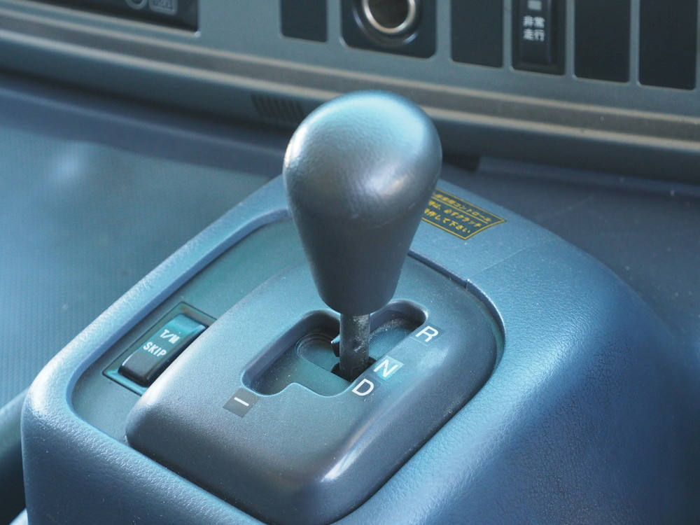 日野 グランドプロフィア ウイング車 大型 BKG-FW1EXYG 年式 H22[写真36]