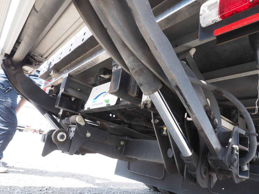 いすゞ エルフ 冷凍バン 小型 TPG-NMR85AN 年式 H27[写真52]